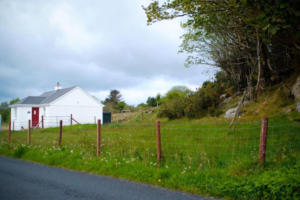 Mary Jane'S Cottage, Lettermacaward Doochary Esterno foto